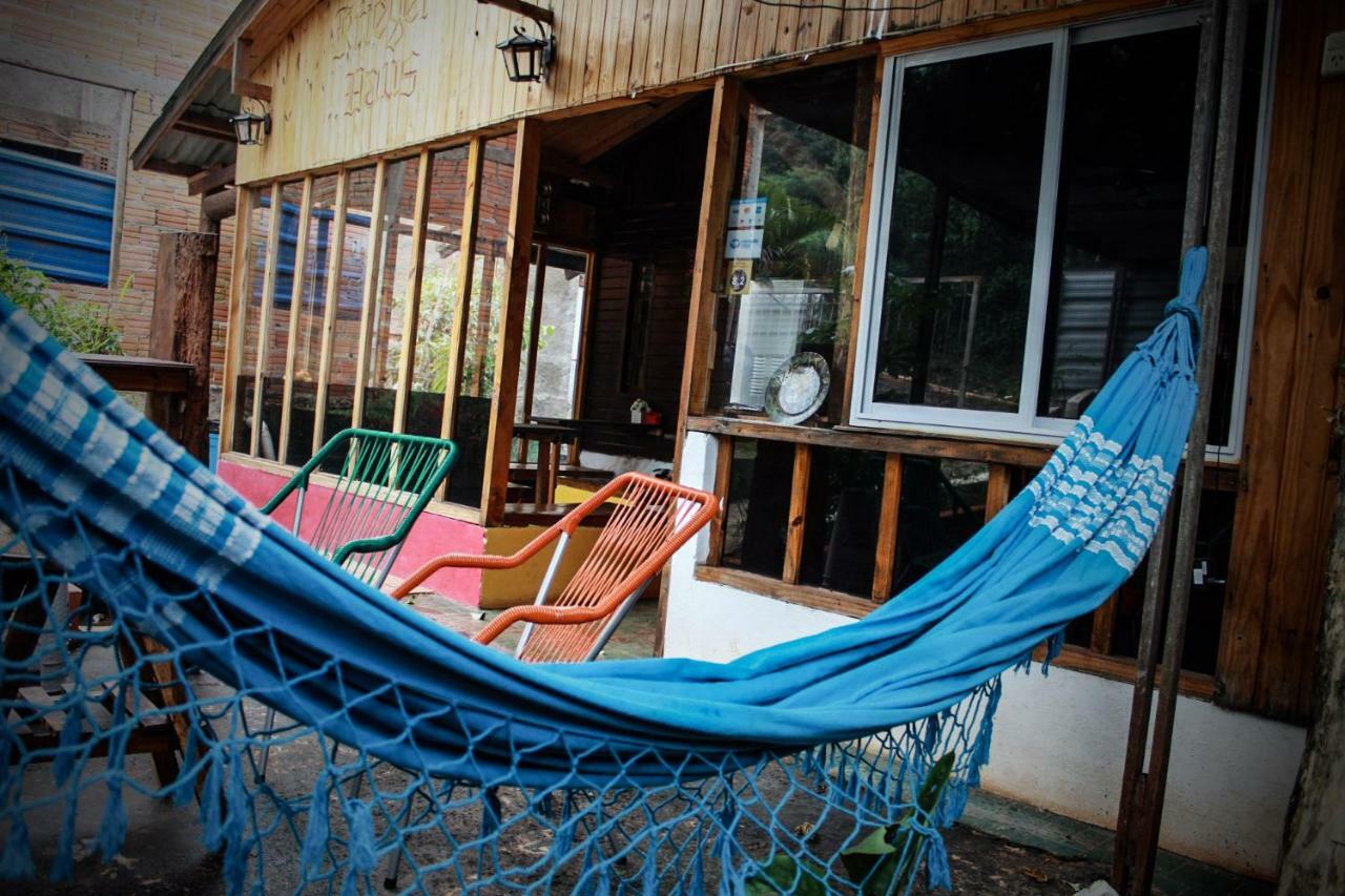 Krieger Haus Hostel Puerto Iguazu Exterior photo